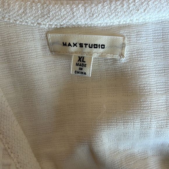 Max Studio Top NWOT - Picture 11 of 13